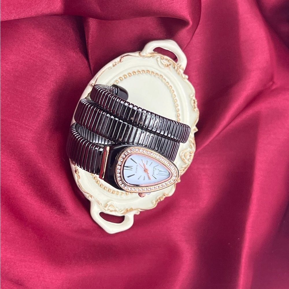 Black and Rose Gold Serpentine Watch - Picture 10 of 10
